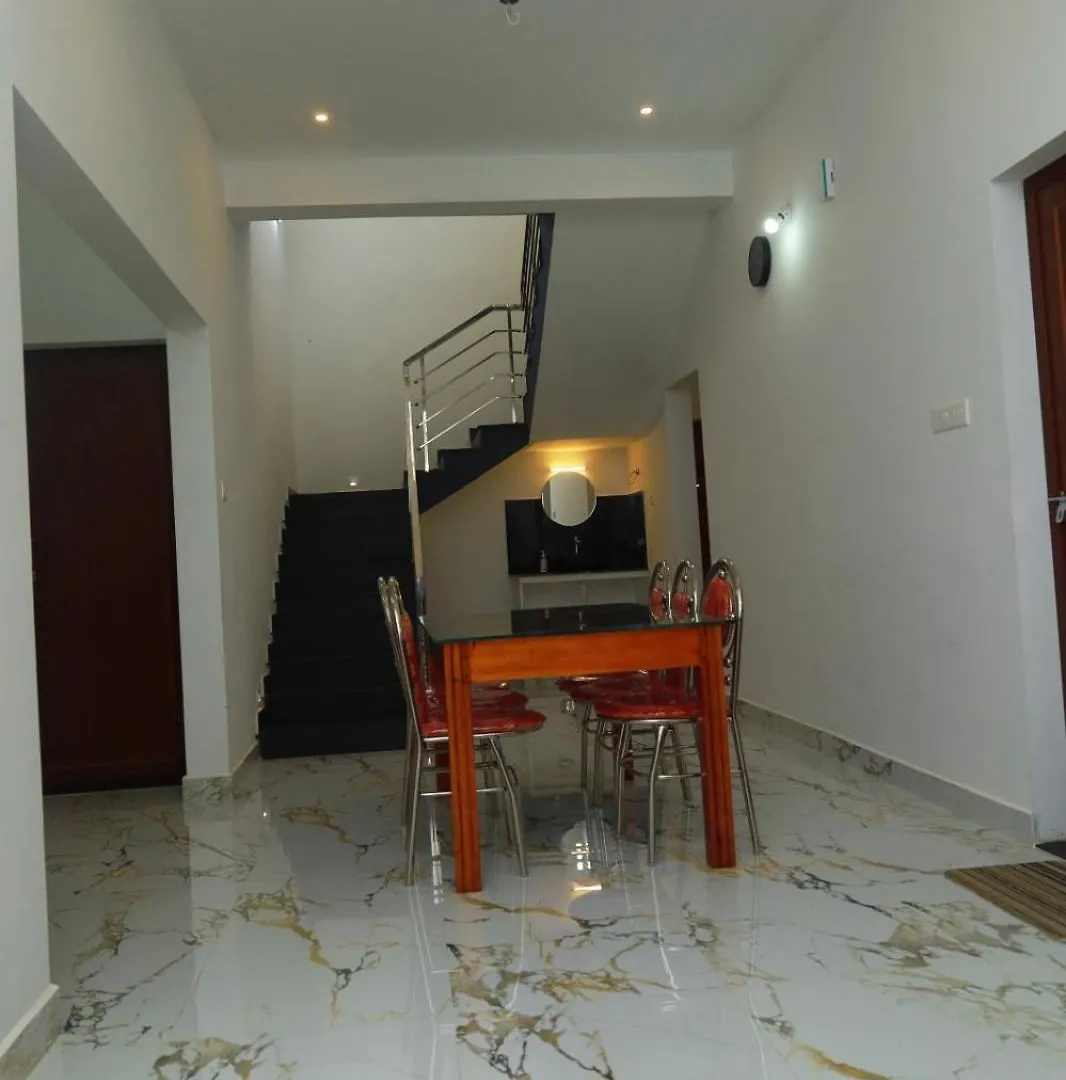 Vrindavan Four Bedrooms Homestay Vagamon Villa