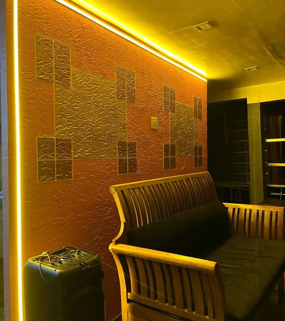 ヴィラ Vrindavan Four Bedrooms Homestay バガモン インド